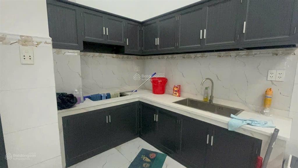 Chính chủ nhà bán 301/8 kênh tân hóa, hòa thạnh, q. tân phú