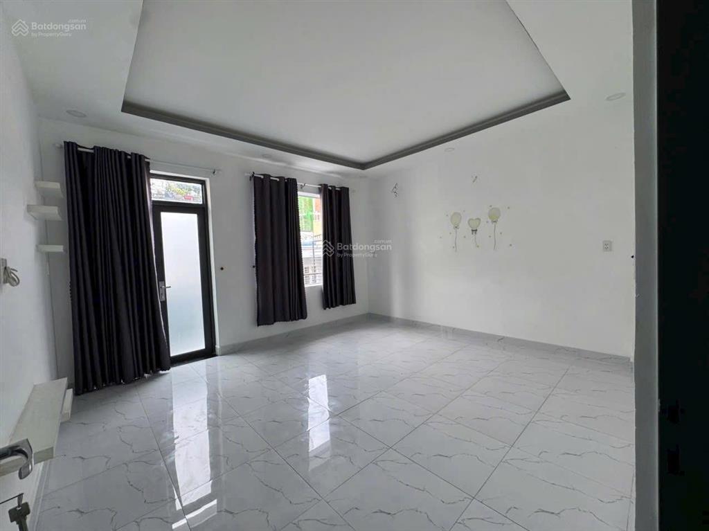 Chính chủ nhà bán 301/8 kênh tân hóa, hòa thạnh, q. tân phú