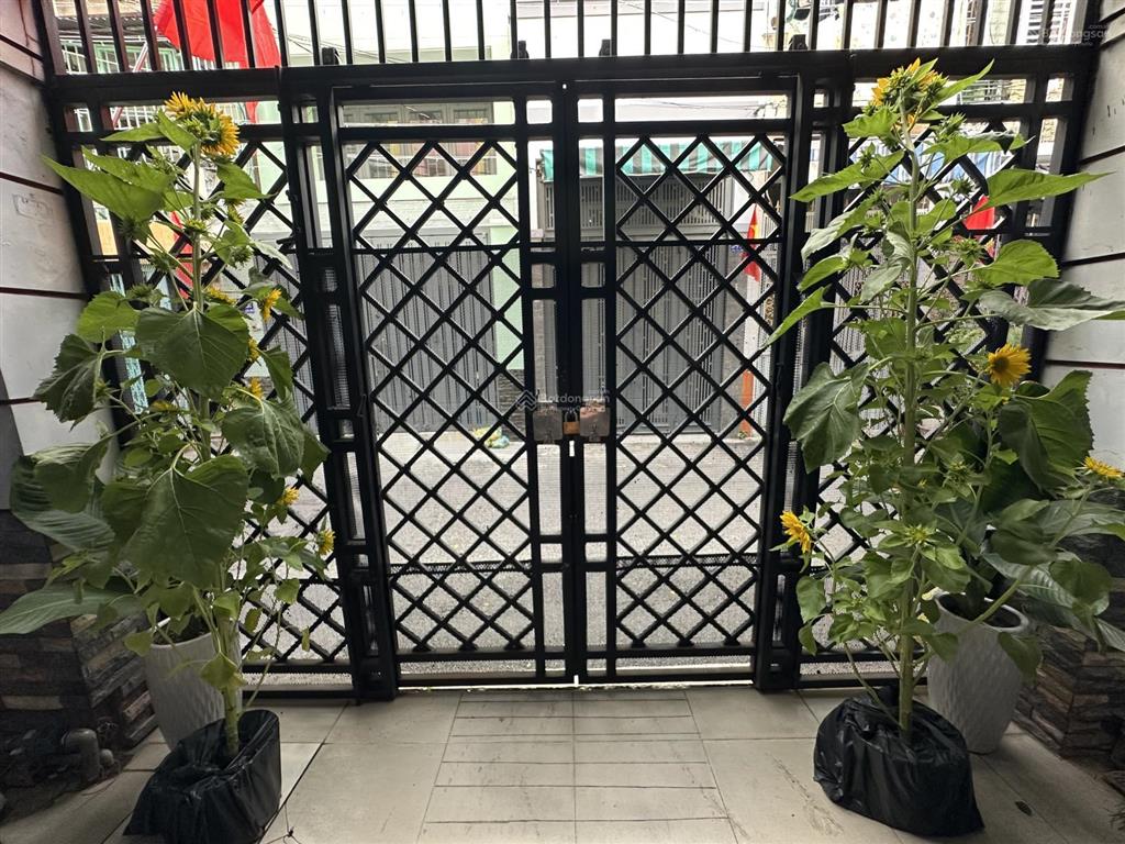 Nhà riêng chính chủ / nhà sạch đẹp