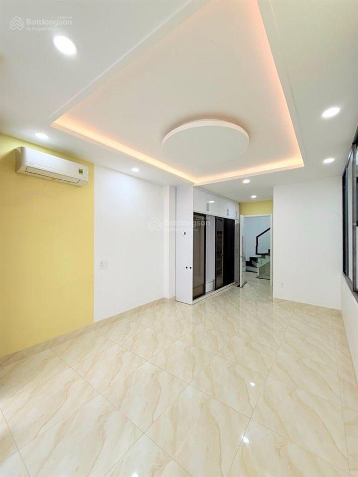 Hàng hiếm phú nhuậnnhà đẹp lê văn sỹ41m2nở hậu hơn 4m