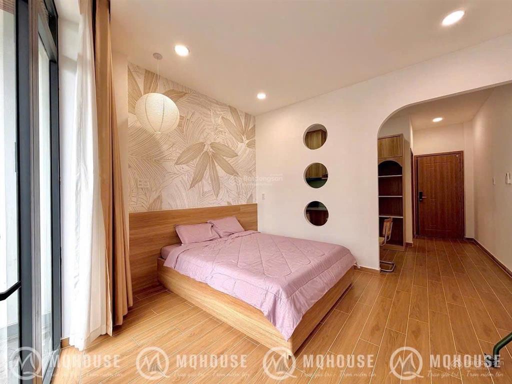 Cho thuê căn hộ dịch vụ ban công, tách bếp full nội thất trần hưng đạo quận 1