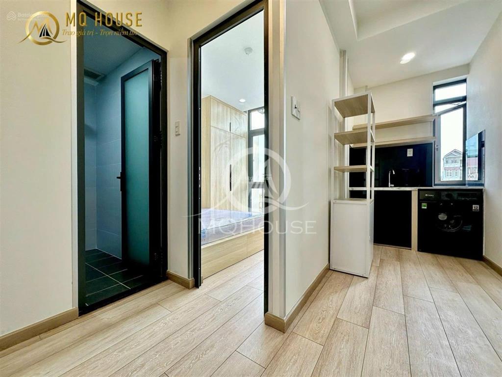 Cho thuê căn hộ 2pn cửa sổ thoáng full nội thất nguyễn tri phương quận 10 gần ueh, vạn hạnh mall