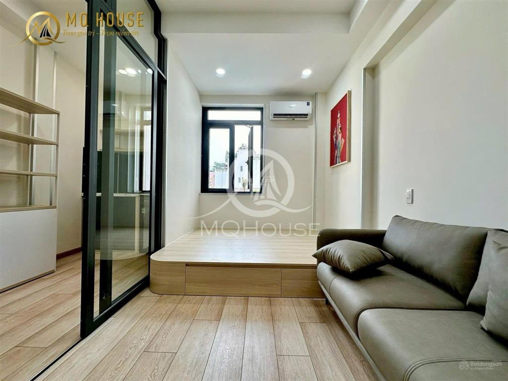 Cho thuê căn hộ 2pn cửa sổ thoáng full nội thất nguyễn tri phương quận 10 gần ueh, vạn hạnh mall