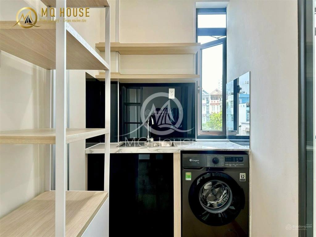 Cho thuê căn hộ 2pn cửa sổ thoáng full nội thất nguyễn tri phương quận 10 gần ueh, vạn hạnh mall