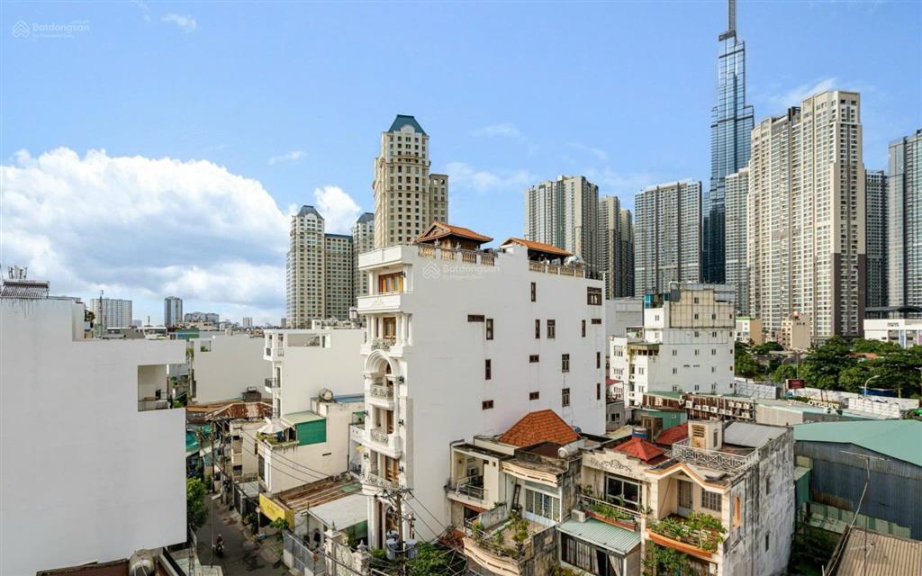Cho thuê căn hộ penthouse 1pn ban công sân vườn hồ hảo hớn quận 1 gần bùi viện, cầu ông lãnh