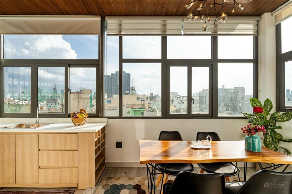 Cho thuê căn hộ penthouse 1pn ban công sân vườn hồ hảo hớn quận 1 gần bùi viện, cầu ông lãnh