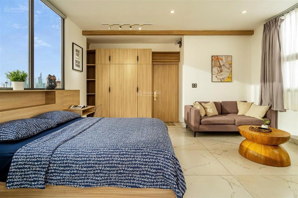 Cho thuê căn hộ penthouse 1pn ban công sân vườn hồ hảo hớn quận 1 gần bùi viện, cầu ông lãnh