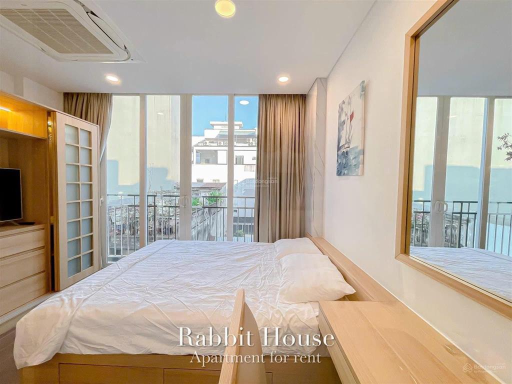 Cho thuê căn hộ 1pn ban công full nội thất bến vân đồn quận 4 gần cầu nguyễn văn cừ, cầu ông lãnh