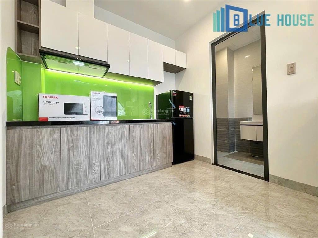 Cho thuê chdv cửa sổ thoáng trần hưng đạo quận 5 gần cầu nguyễn văn cừ full nội thất máy giặt riêng