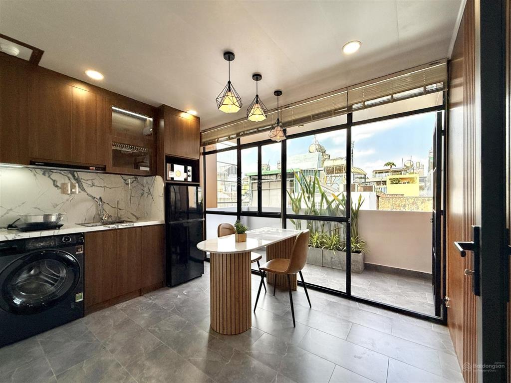 Căn hộ 1pn penthouse sân vườn điện biên phủ quận 1 ngay công viên lê văn tám, nhà thờ tân định
