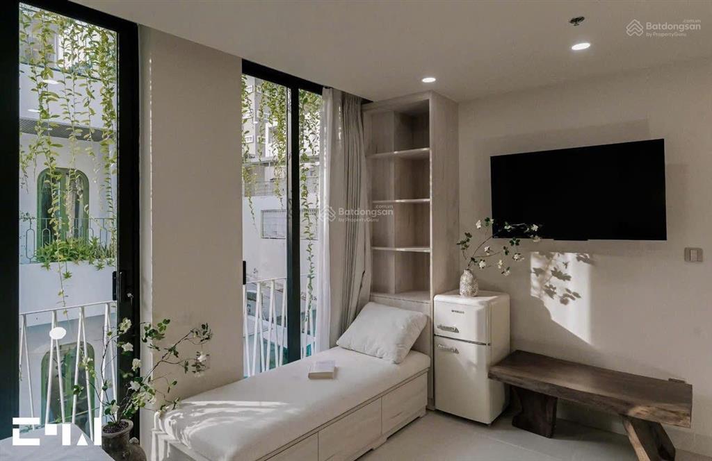 Cho thuê căn hộ studio ban công sang trọng trần hưng đạo quận 5 gần cầu nguyễn văn cừ, nowzone