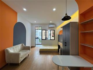 Căn hộ bancol máy giặt riêng full nội thất nguyễn trường tộ quận 4 gần cầu calmette, cầu khánh hội
