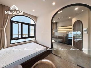 Căn hộ tách bếp full nội thất vibe hiện đại bến vân đồn quận 4 gần cầu ông lãnh, cầu calmette