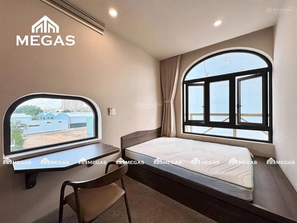 Căn hộ tách bếp full nội thất vibe hiện đại bến vân đồn quận 4 gần cầu ông lãnh, cầu calmette