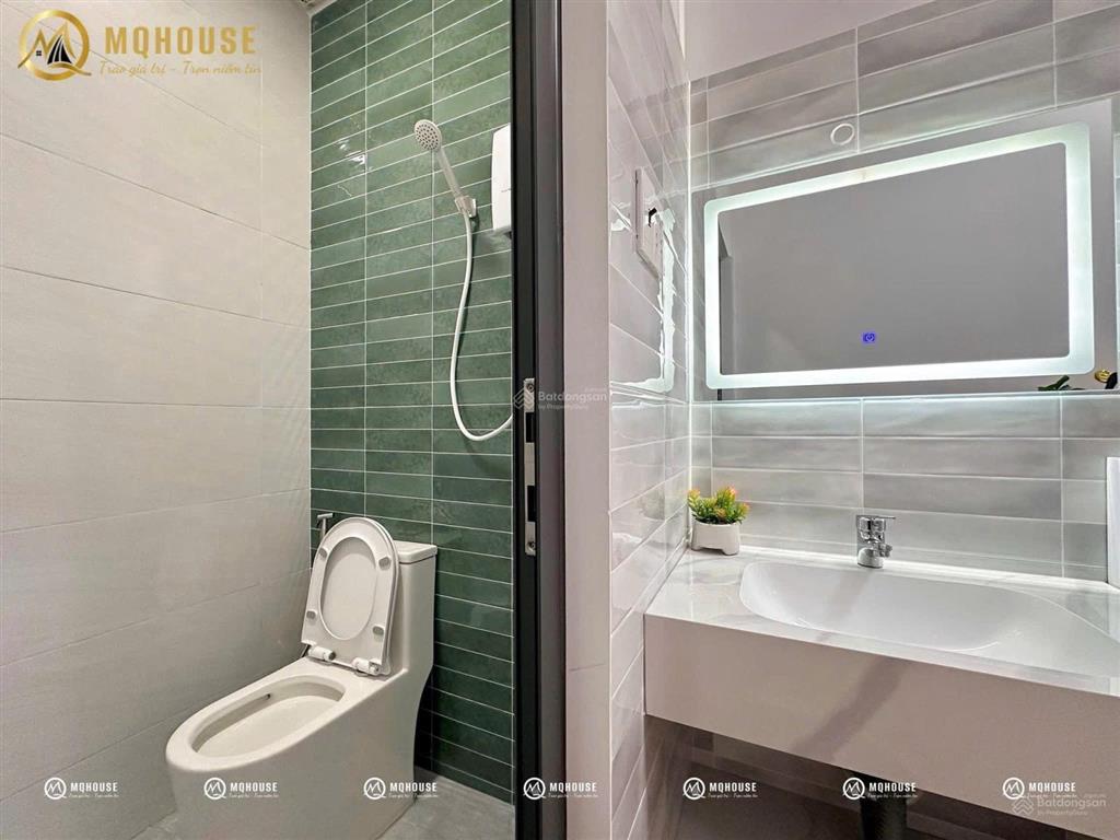 Căn hộ 2pn ban công máy giặt riêng trần hưng đạo quận 5 gần cầu nguyễn văn cừ, cầu chữ y