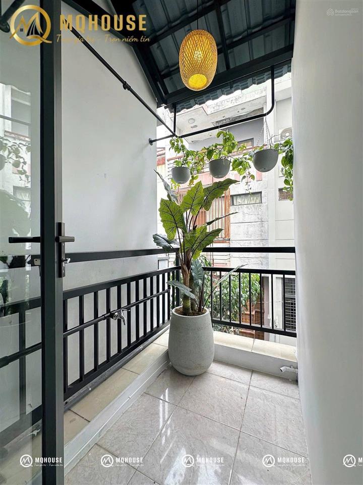 Căn hộ 2pn ban công máy giặt riêng trần hưng đạo quận 5 gần cầu nguyễn văn cừ, cầu chữ y