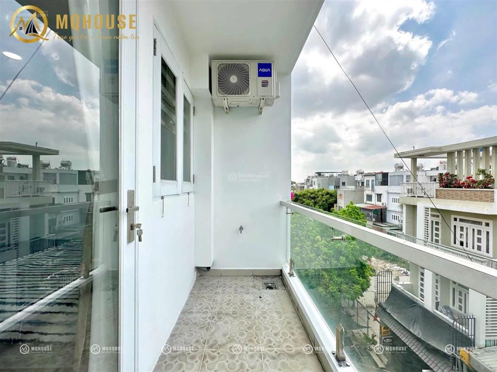 Căn hộ 2pn ban công full nội thất | nguyễn văn cừ quận 5 gần nowzone, đh sư phạm, đh sài gòn,
