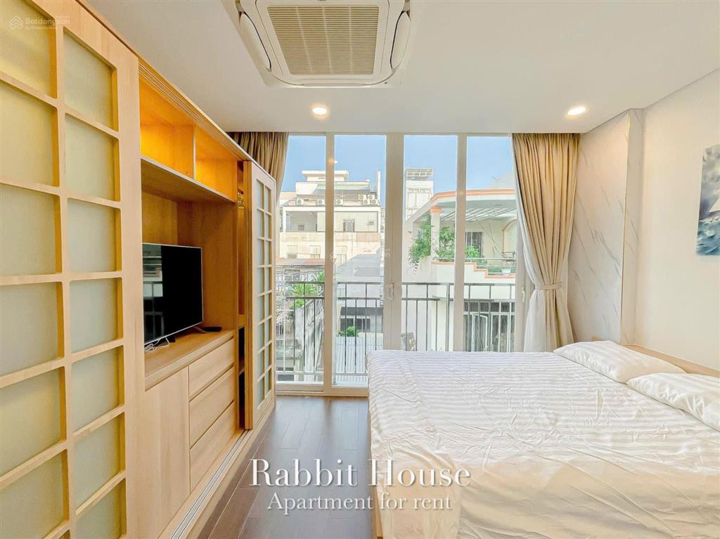Cho thuê căn hộ 1pn ban công full nội thất bến vân đồn quận 4 gần cầu nguyễn văn cừ, cầu ông lãnh