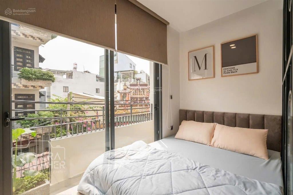 Căn hộ studio full nội thất cao cấp, ban công đường lê lai gần phố bùi viện, chợ bến thành