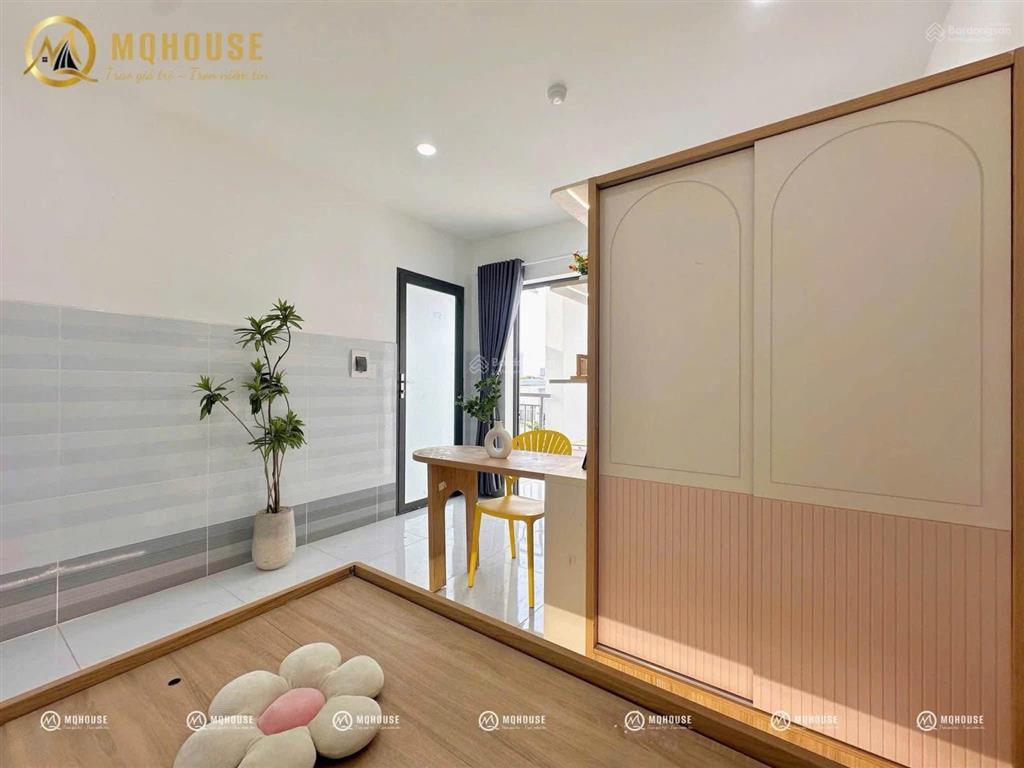 Căn hộ studio full nội thất ban công thoáng đường phạm thế hiển gần cầu nguyễn văn cừ quận 8
