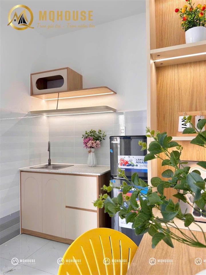 Căn hộ studio full nội thất ban công thoáng đường phạm thế hiển gần cầu nguyễn văn cừ quận 8