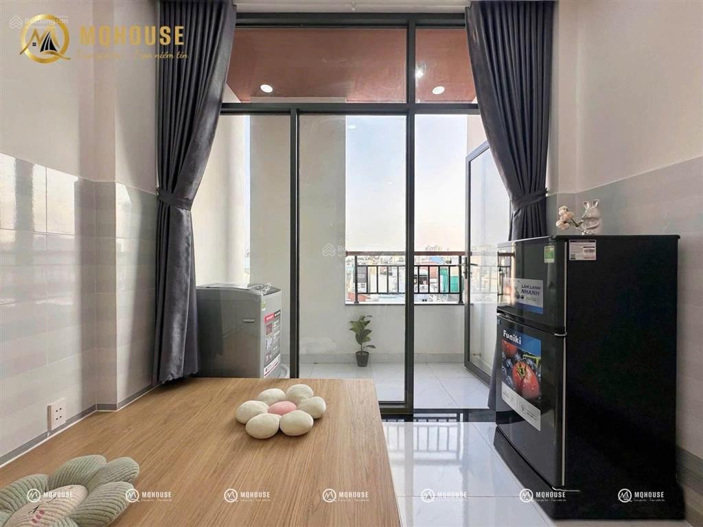 Căn hộ studio full nội thất ban công thoáng đường phạm thế hiển gần cầu nguyễn văn cừ quận 8