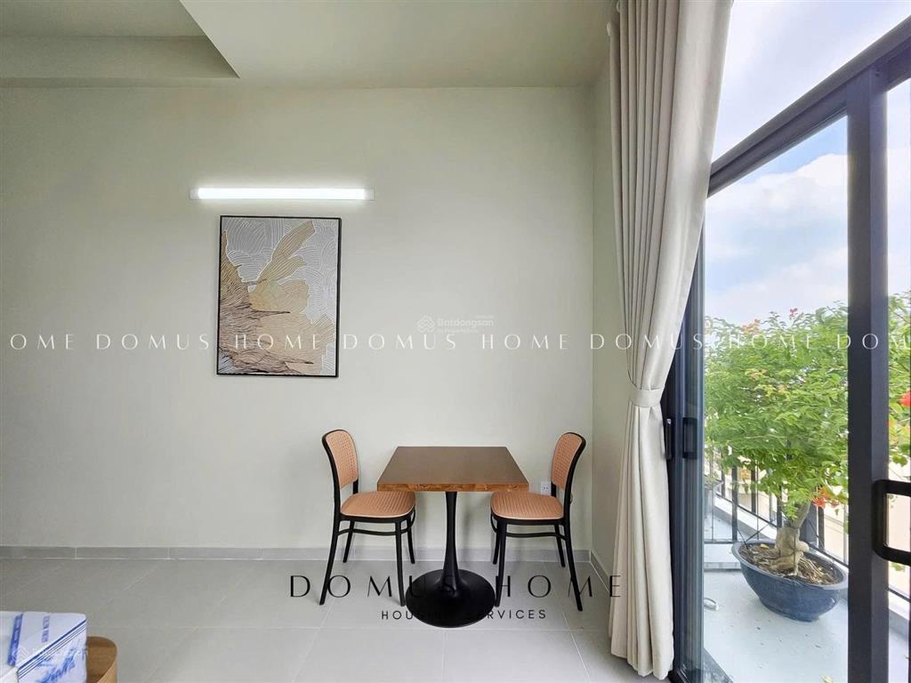 Căn hộ studio full nội thất ban công thoáng đường trần hưng đạo gần cầu nguyễn văn cừ quận 5