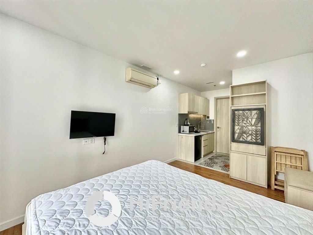 Căn hộ studio full nội thất ban công thoáng đường trần bình trọng gần cầu nguyễn văn cừ quận 5
