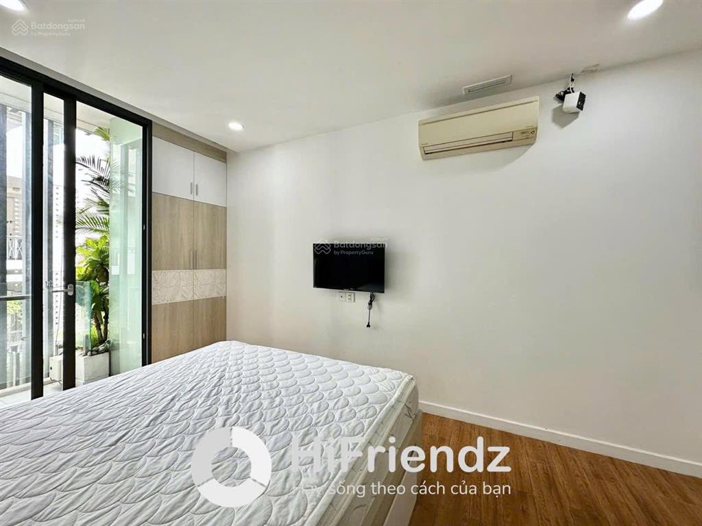 Căn hộ studio full nội thất ban công thoáng đường trần bình trọng gần cầu nguyễn văn cừ quận 5