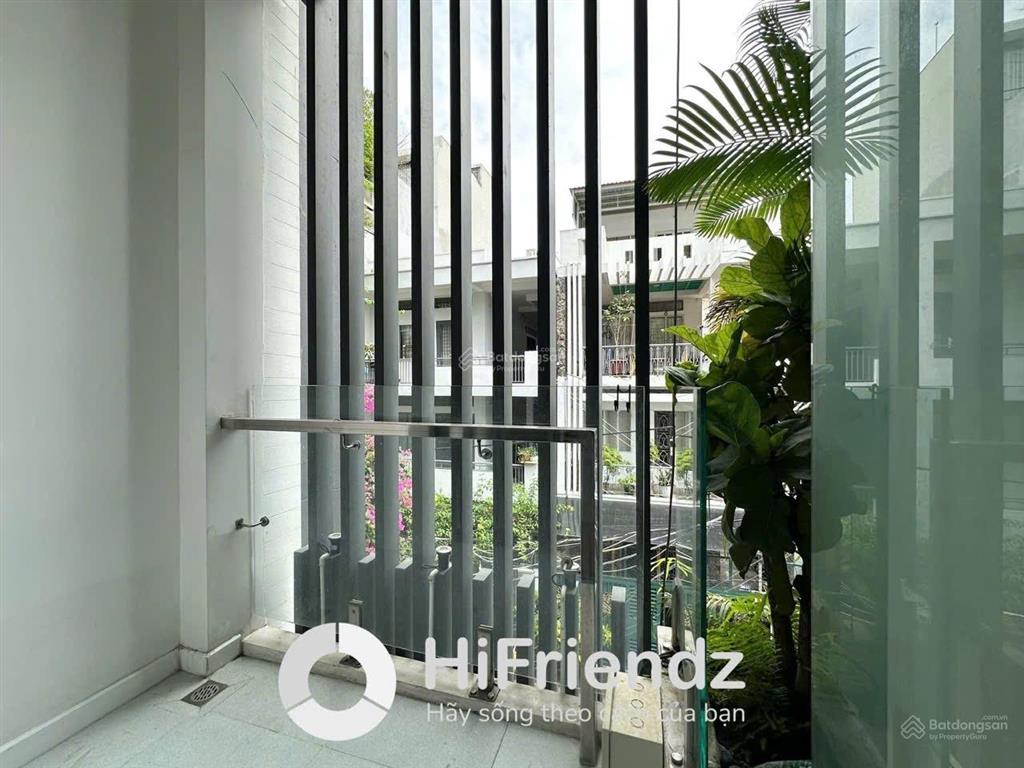 Căn hộ studio full nội thất ban công thoáng đường trần bình trọng gần cầu nguyễn văn cừ quận 5