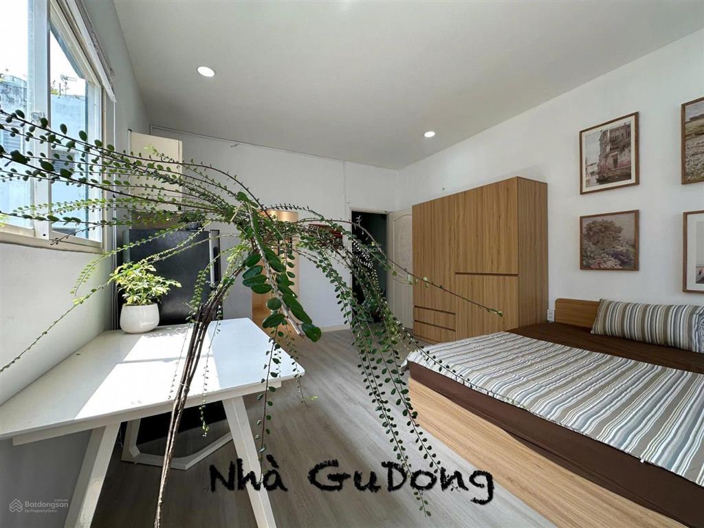 Căn hộ studio full nội thất, ban công thoáng thang máy đường phạm ngũ lão gần bùi viện quận 1
