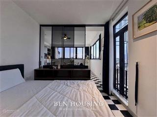 Căn hộ 1 phòng ngủ full nội thất cửa sổ thoáng mát đường hai bà trưng quận 1 gần nhà thờ tân định