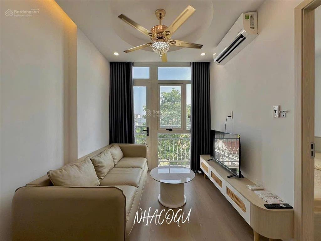 Căn hộ 2pn 2wc full nội thất ban công thoáng đường hai bà trưng quận 3 gần nhà thờ tân định