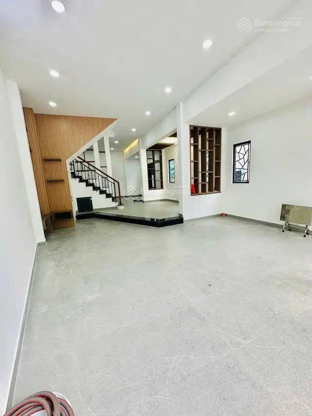 Khu phân lô lê tấn bê  3 tầng  5x15m (75m²)  chi phí 5.35 tỷ
