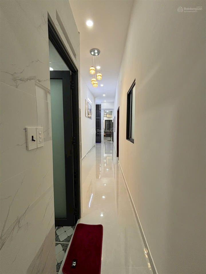 Nhà 4 tầng xe 7 chỗ  chủ tự xây gấp bán.