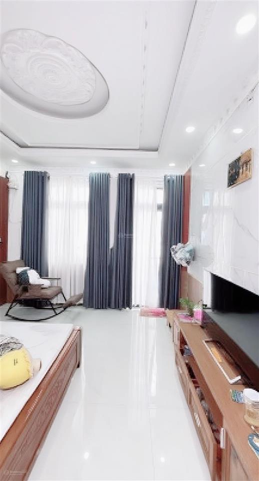 6 tầng thang máy  đường nhựa  điện âm an toàn