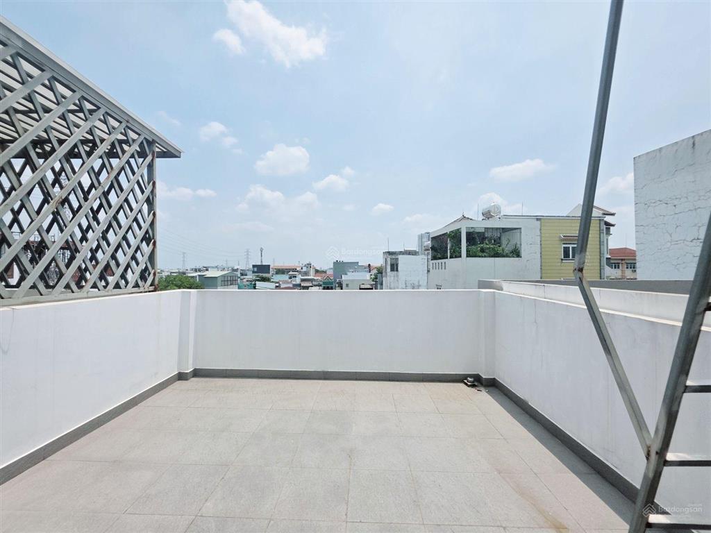 Mặt tiền kinh doanh có lề 5m  nhà mới 4 tầng