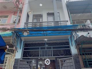 3 tầng xe hơi thông vx lê đại hành