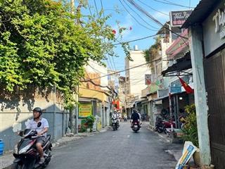 Chủ gấp giảm sâu nhà đường nhựa thông kinh doanh