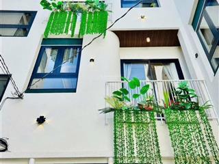 Bán nhà nguyễn hữu cầu  quận 1. giá 4tỷ950/75,6m2. đang cho thuê 33triệu. gần chợ tân định