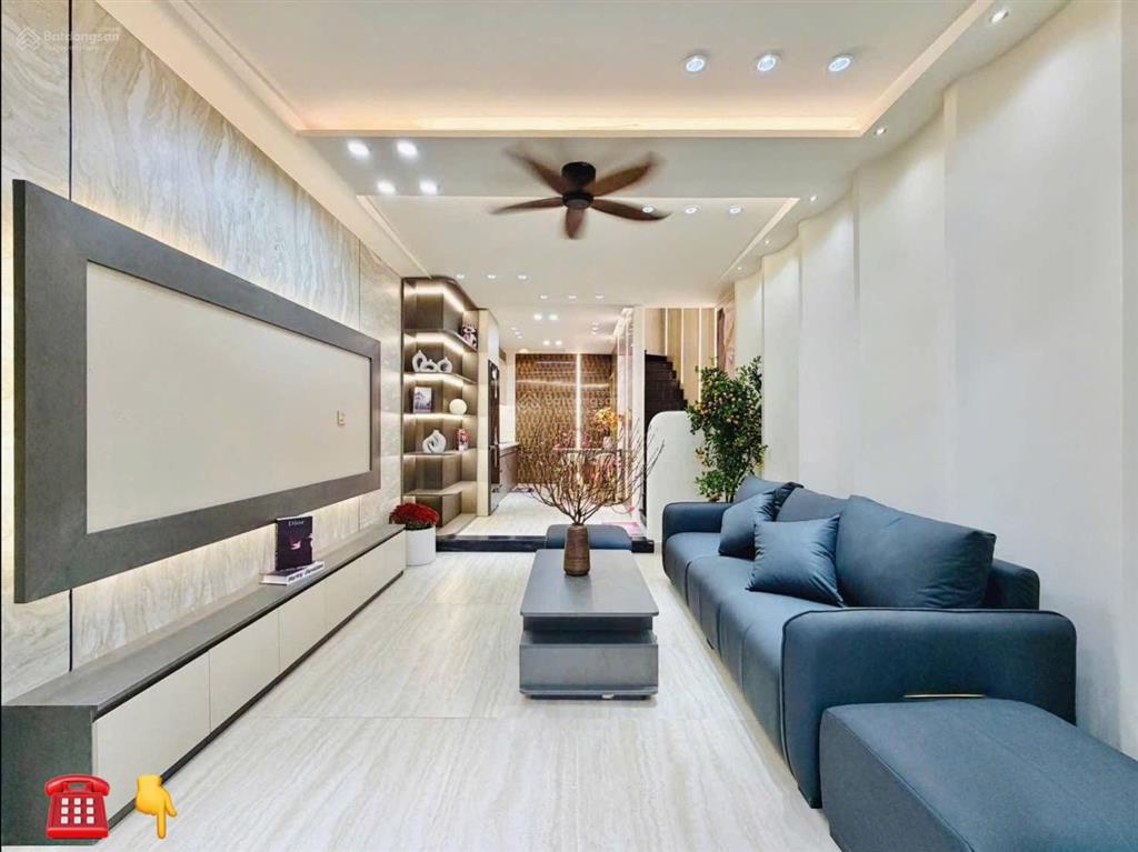 Bán nhà tại võ văn tần  quận 3. giá 4tỷ470/77m2. đang cho thuê 26triệu. gần trường thcs kiến thiết