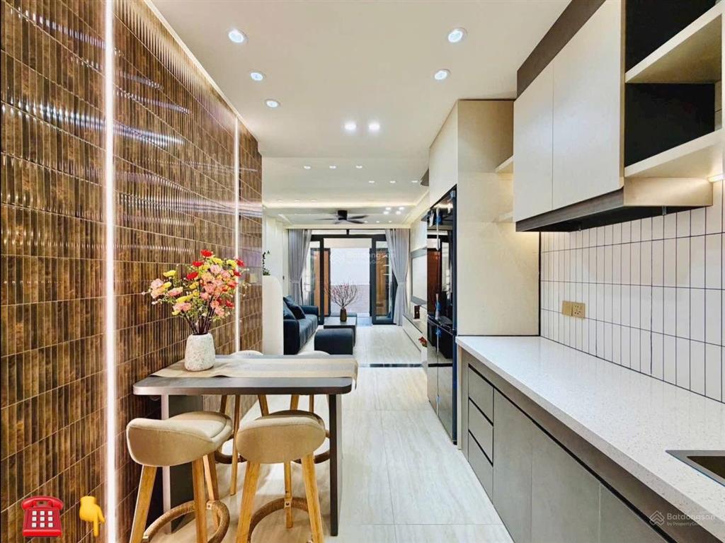 Bán nhà tại võ văn tần  quận 3. giá 4tỷ470/77m2. đang cho thuê 26triệu. gần trường thcs kiến thiết