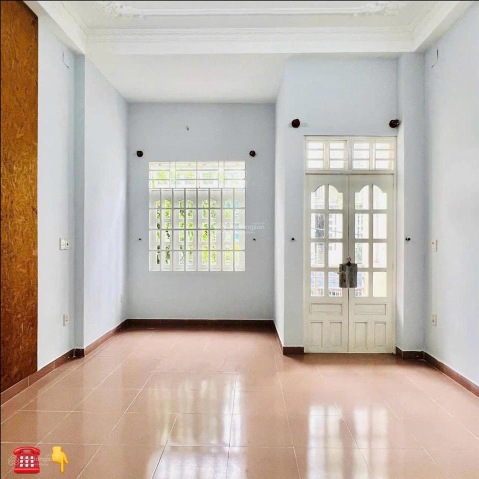 Bán nhà đường đề thám  quận 1. giá 4tỷ4/86m2. đang cho thuê 25triệu. gần cầu ông lãnh