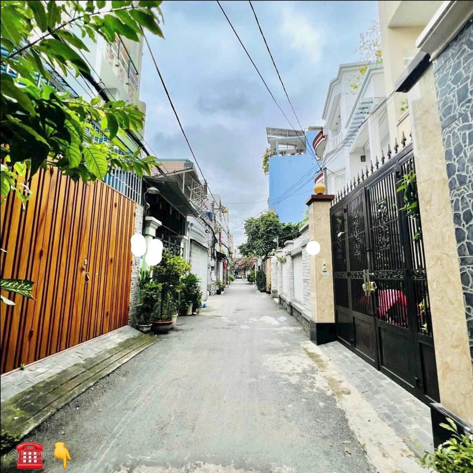 Bán nhà đường đề thám  quận 1. giá 4tỷ4/86m2. đang cho thuê 25triệu. gần cầu ông lãnh