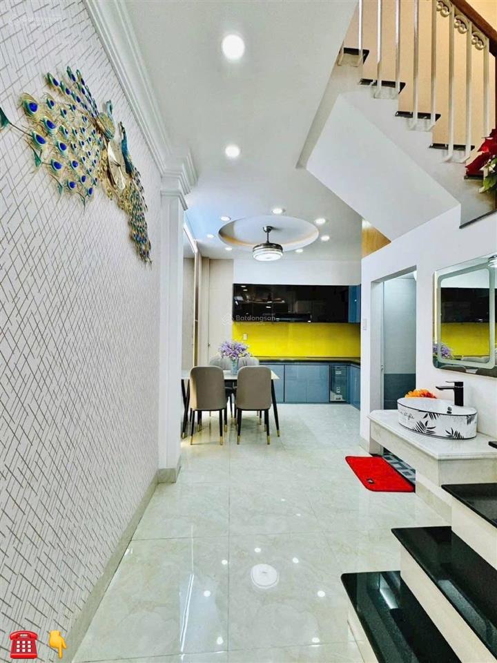 Bán nhà đường trần quang khải  quận 1. giá 4tỷ9/83,2m2. đang cho thuê 32triệu. gần beta cinemas