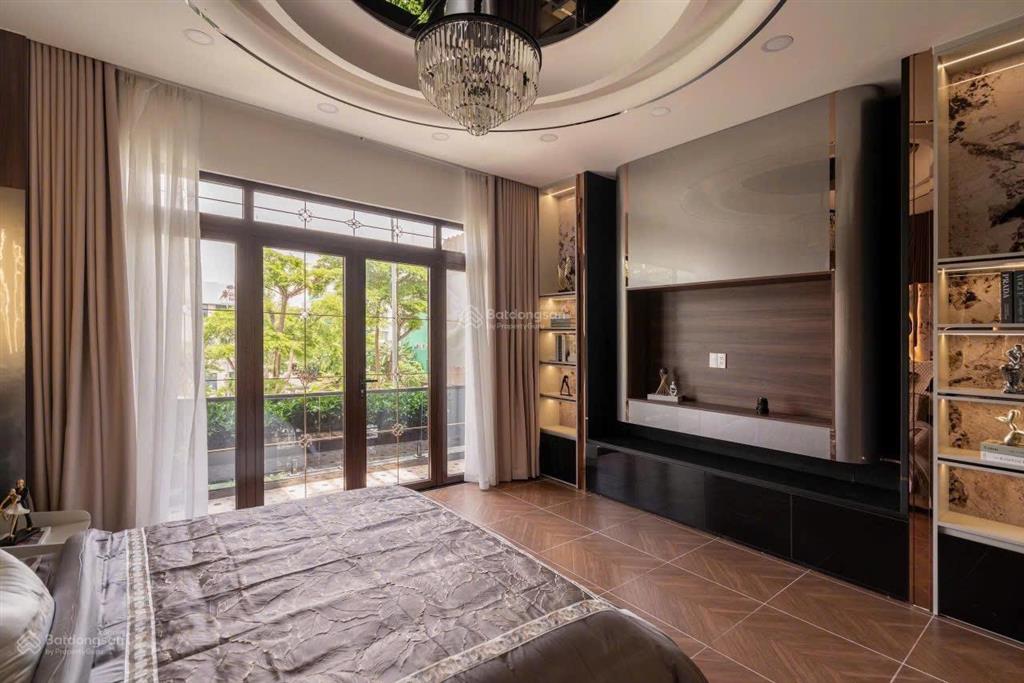 Bán nhà mới đẹp view sông khu tdc phú mỹ, phạm hữu lầu q7 có thang máy 5x18 đường nhựa oto 8m