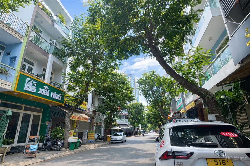 Nhà mặt tiền 12mđường số 2 phú mỹ q7đường chính vào căn hộ bellaza100m2đang cho thuê 15tr.
