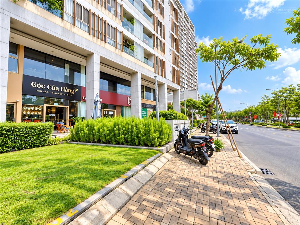Cho thuê shop midtown m6 view sông  tầng dưới 40m, trên 40m