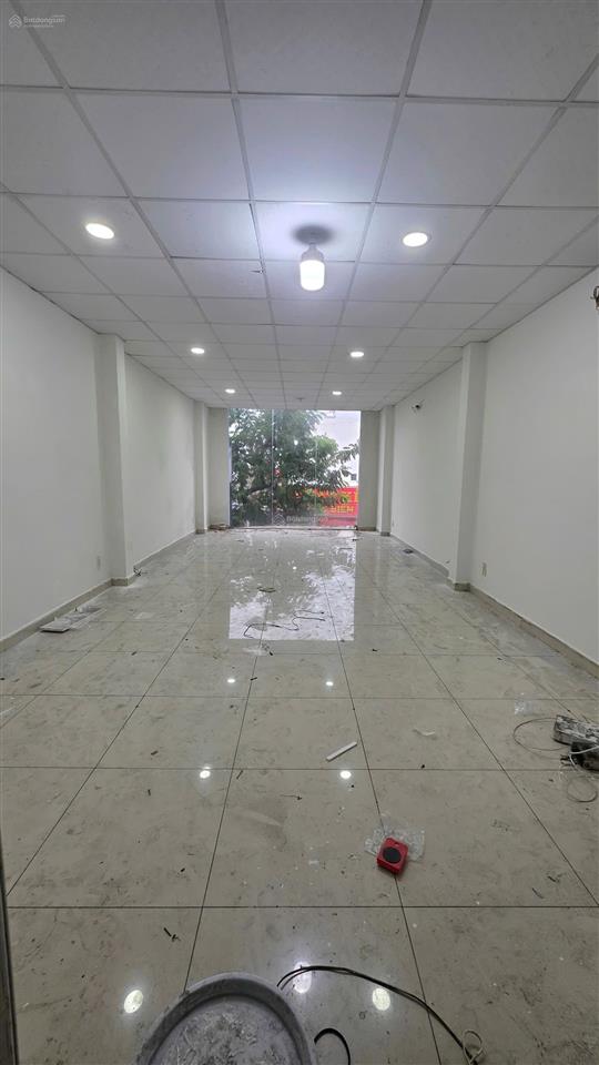 Cho thuê mặt bằng nguyễn thị thập lâm văn bền, q7  giá tốt