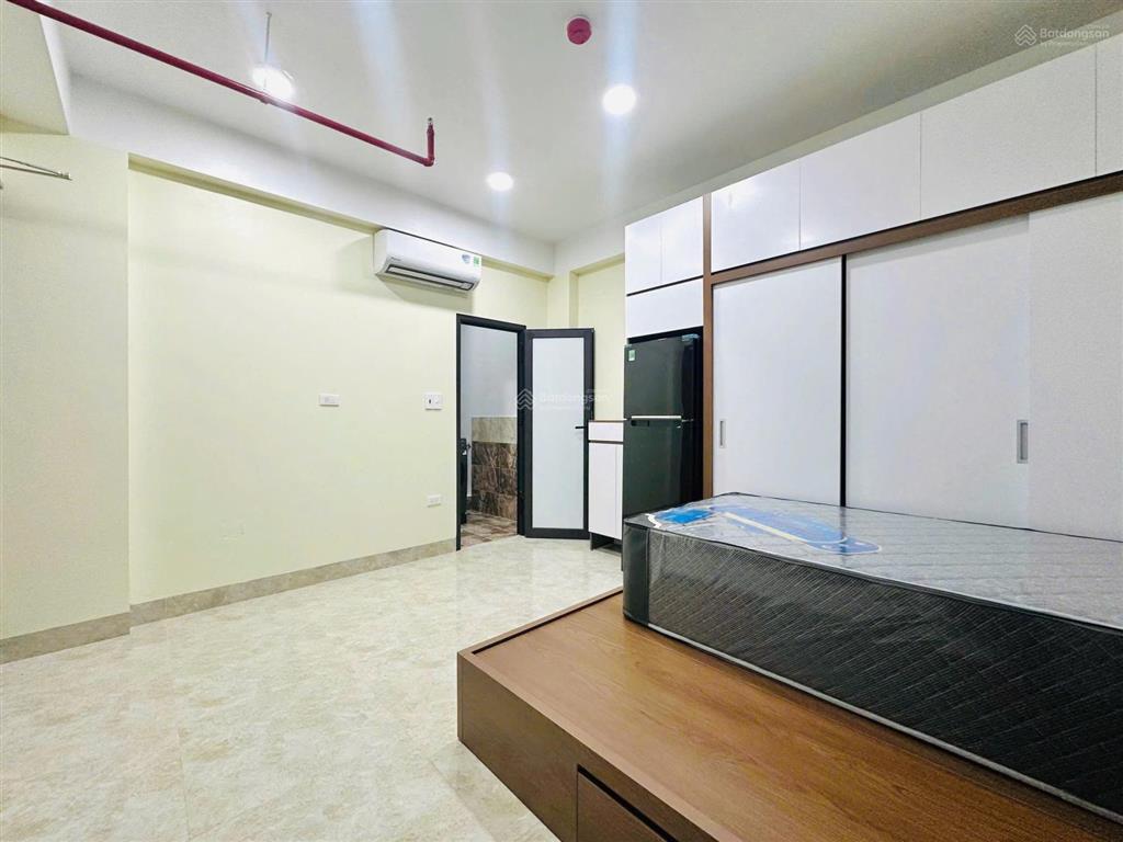 Ảnh thật nhà thật 100% nhà mới phú diễn, máy giặt riêng ở luôn ô tô đỗ cửa